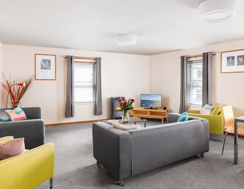 4 Bedroom Properties